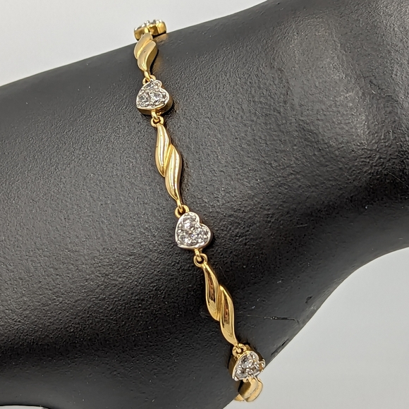 Ross Simons Gold Plate Sterling silver CZ HEART Stetsons Tennis Bracelet 7.5" - Picture 3 of 10